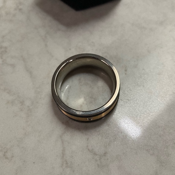 COPY - Titanium band 14GP centre band with 5 CZ stones  Black Leather Ridged in… - Picture 7 of 7